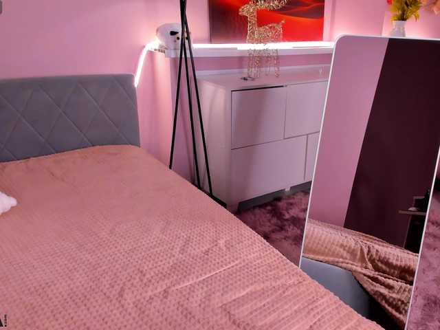 serinella live cam on BongaCams