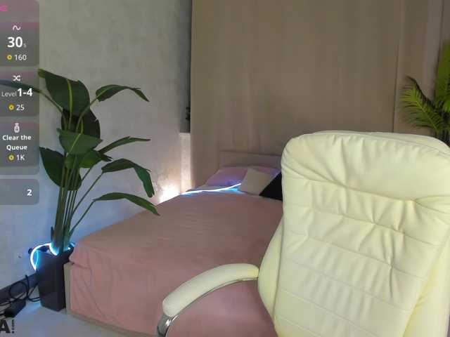 serinella live cam on BongaCams