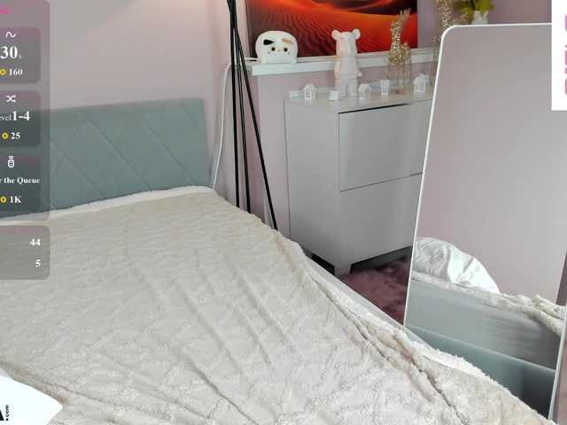 serinella live cam on BongaCams