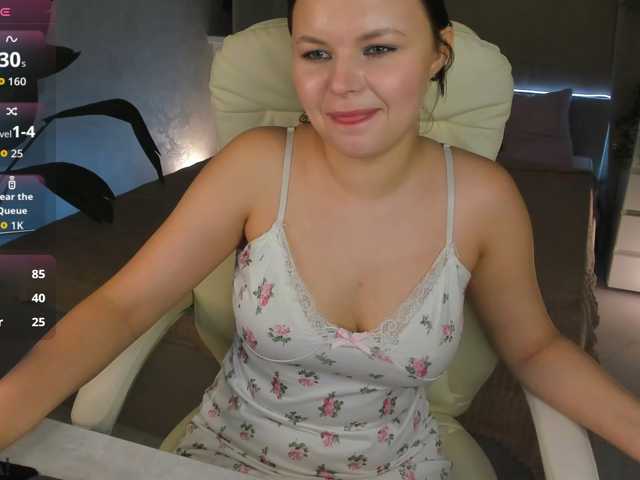 serinella live cam on BongaCams