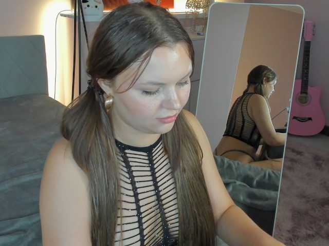serinella live cam on BongaCams