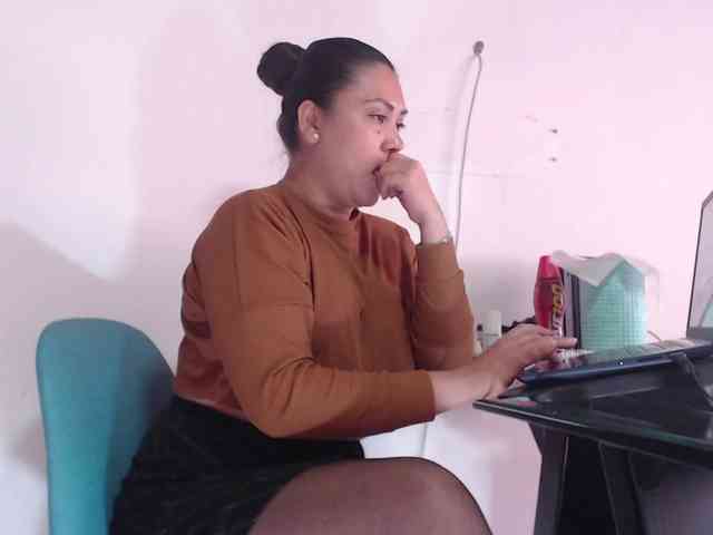 Rebeca-1117 webcam