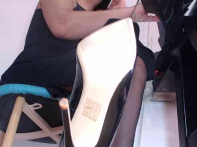 Rebeca-1117 webcam