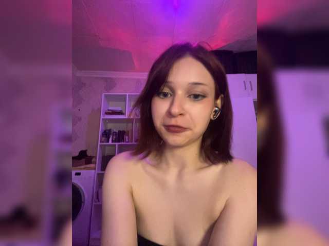 mefidufi live webcam show