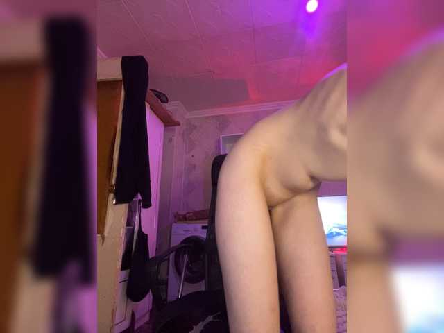 mefidufi live webcam show