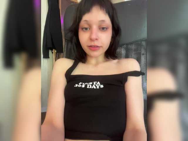 mefidufi live webcam show