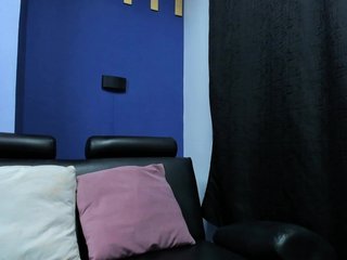 Ambermilf Porn Show