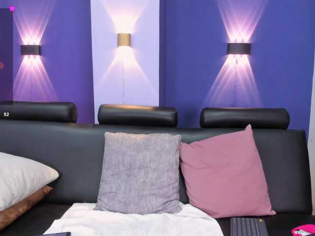 Ambermilf live cam on BongaCams