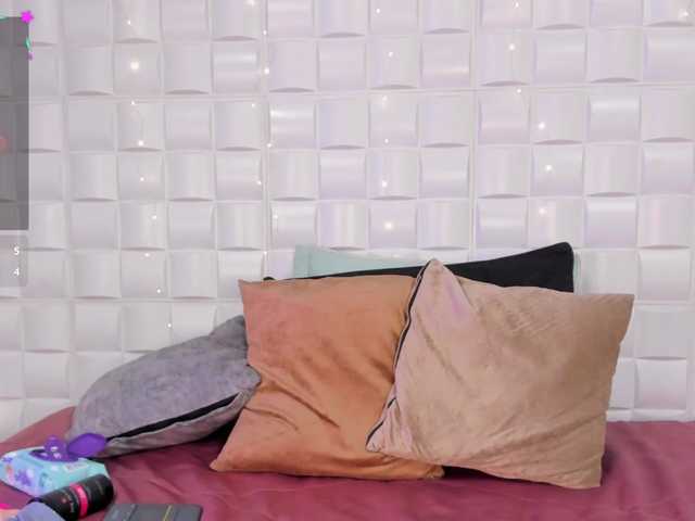 Ambermilf live cam on BongaCams