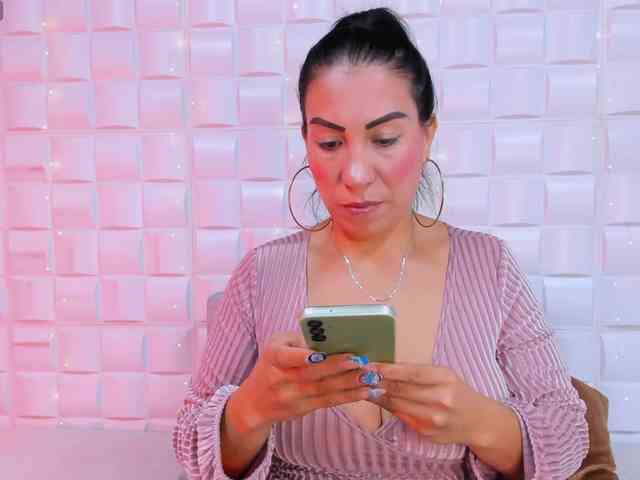 Ambermilf webcam