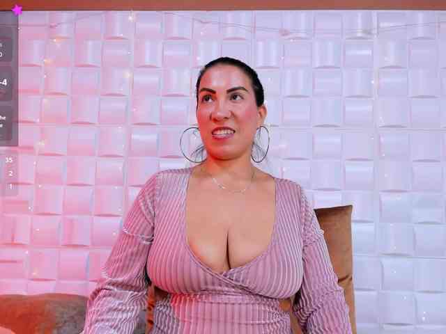 Ambermilf webcam