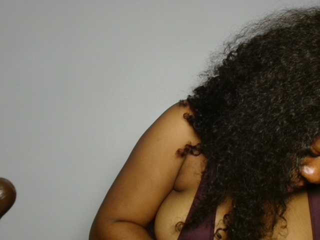 Malia8891 live cam on BongaCams