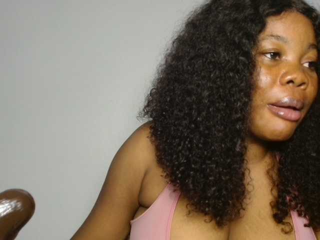 Malia8891 live cam on BongaCams