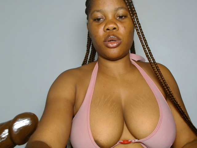 Malia8891 live cam on BongaCams