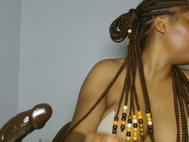 Malia8891 live cam on BongaCams
