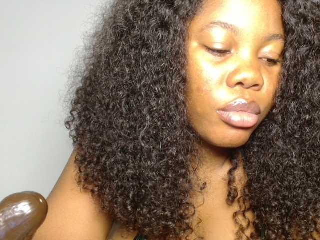 Malia8891 live cam on BongaCams