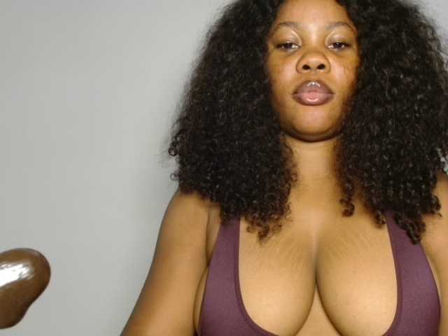 Malia8891 live cam on BongaCams