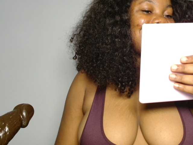 Malia8891 live cam on BongaCams