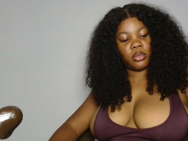 Malia8891 live cam on BongaCams