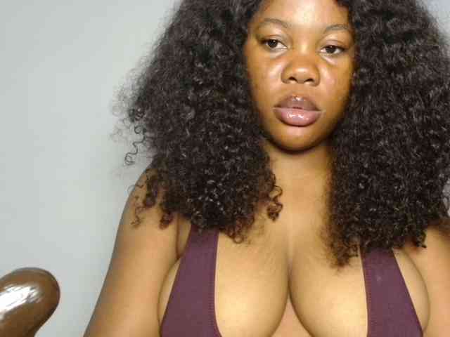 Malia8891 webcam