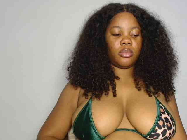 Malia8891 webcam