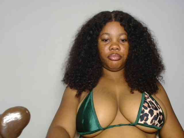 Malia8891 webcam