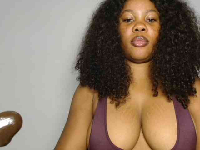 Malia8891 webcam