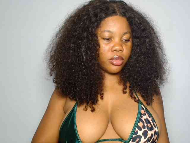 Malia8891 webcam