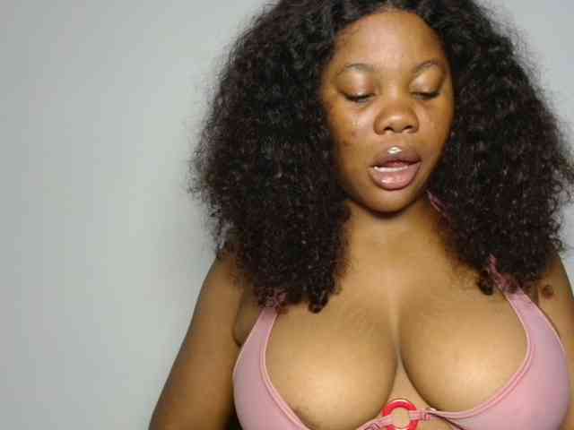 Malia8891 webcam