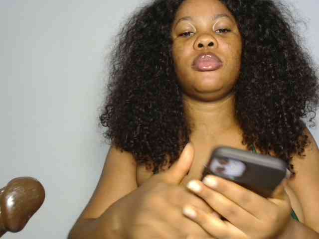 Malia8891 webcam