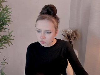 DragonFlya Porn Show