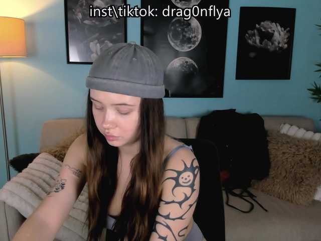 DragonFlya live cam on BongaCams