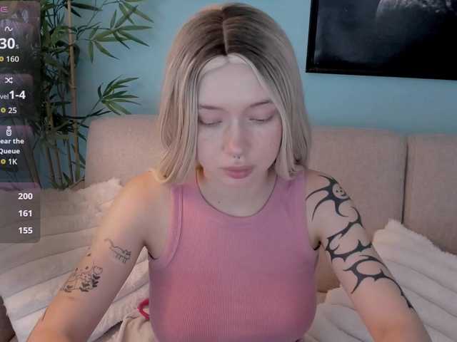 DragonFlya live cam on BongaCams