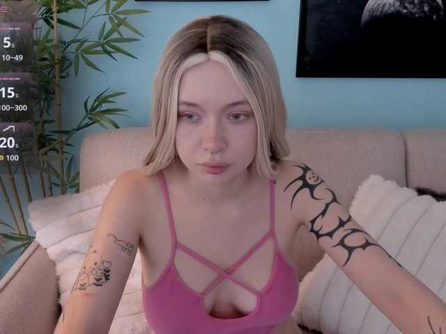 DragonFlya live cam on BongaCams