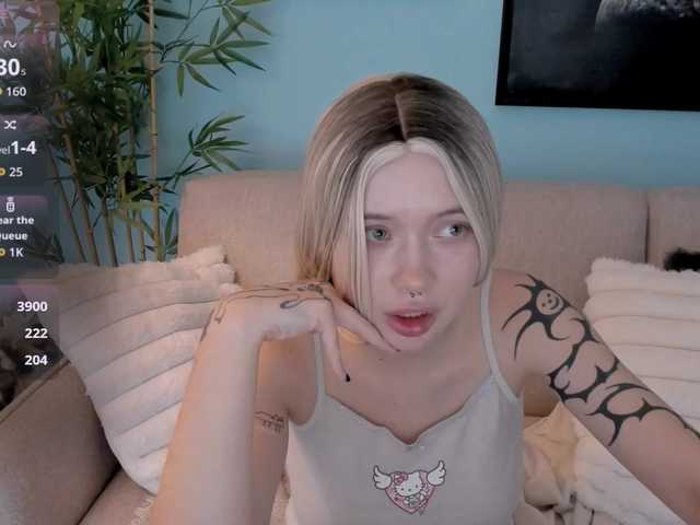 DragonFlya live cam on BongaCams