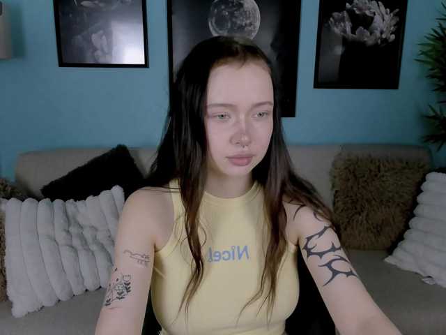 DragonFlya live cam on BongaCams
