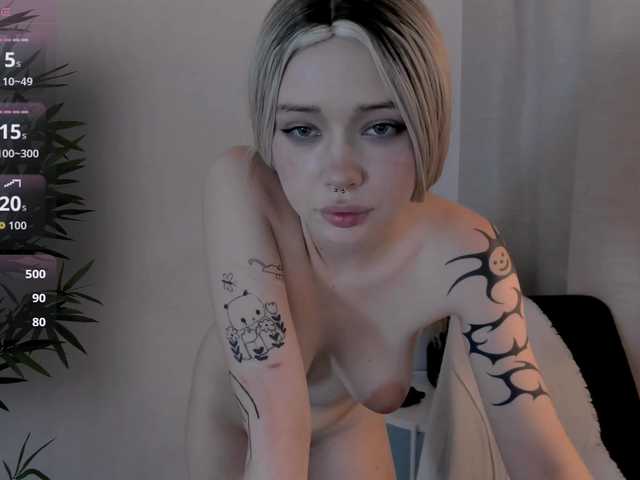 dragonflya live sex show