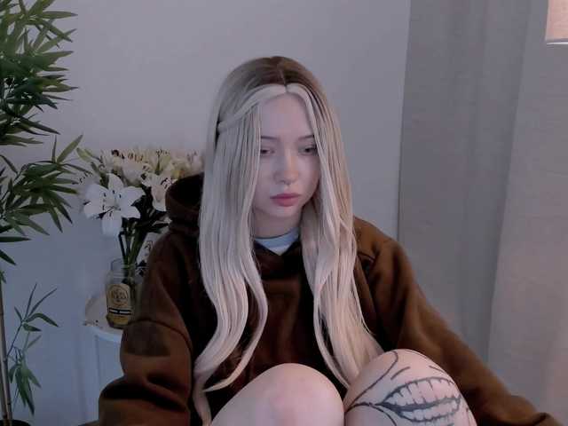 DragonFlya live cam on BongaCams