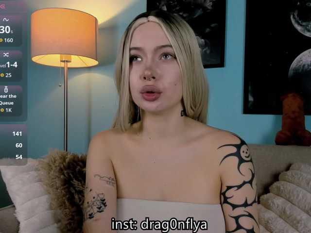 DragonFlya live cam on BongaCams