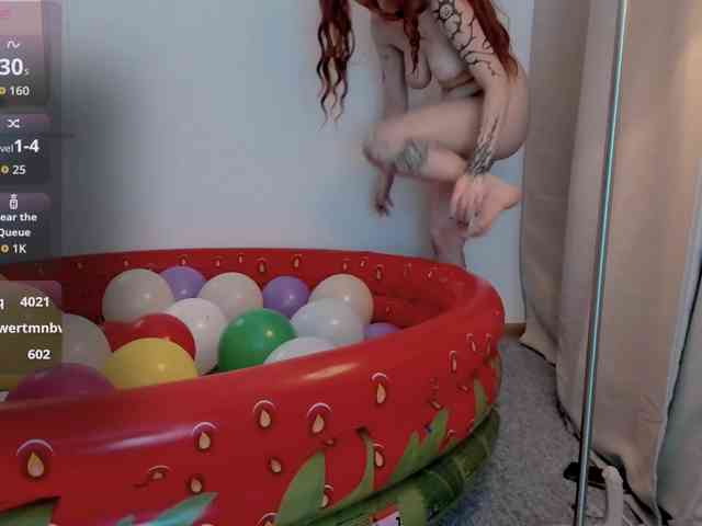 DragonFlya Sex Cam Show