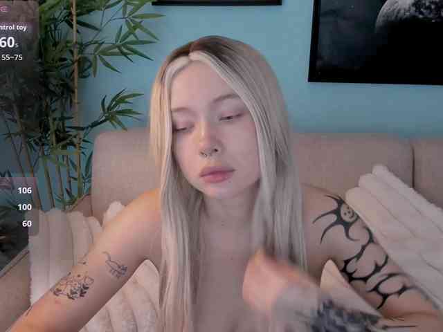 DragonFlya Sex Cam Show