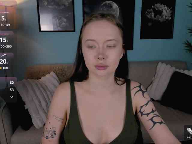 DragonFlya Live Webcam on BongaCams