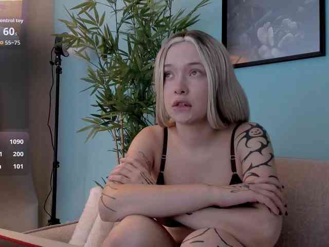 DragonFlya Sex Cam Show