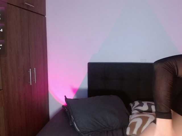 CORAL-Jeanne live webcam show