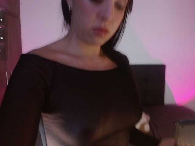 CORAL-Jeanne live webcam show