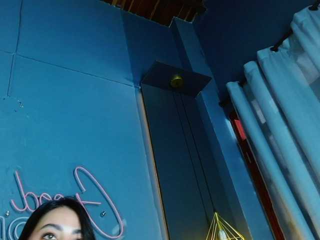 CORAL-Jeanne live cam on BongaCams