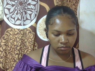 Sexy-Nathy's Live Webcam