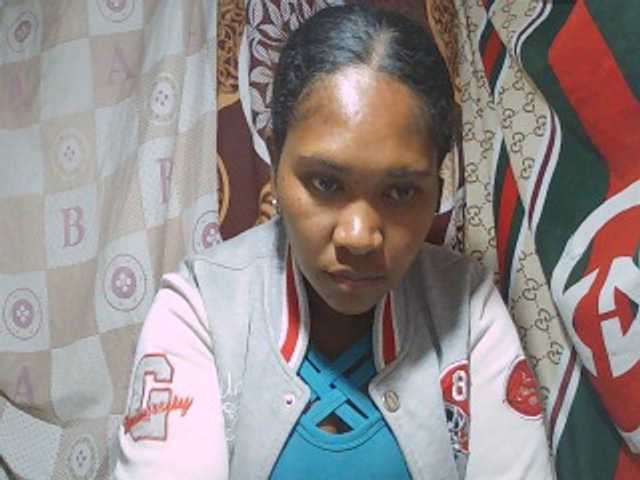 Sexy-Nathy, en vivo ahora en BongaCams