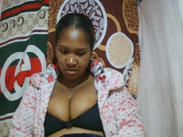 Sexy-Nathy live webcam show