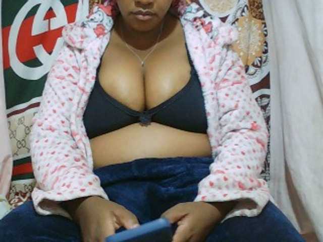 Sexy-Nathy live cam on BongaCams